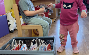 Náš kamarád má narozeniny