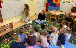 Návštěva studentek zubního lékařství